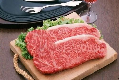 晚餐吃牛肉蜜角瓜会胖不,美味与健康的平衡之道？”